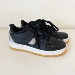 Nike Air Force 1 LV8 NBA Black Wolf Grey CT3842-001 Youth 5 / Women's 6.5